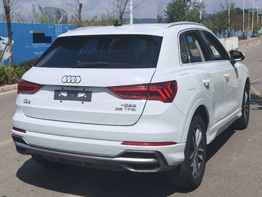 Audi 2021 Q3 1.4TFSI 35TFSI Fashion Elegant