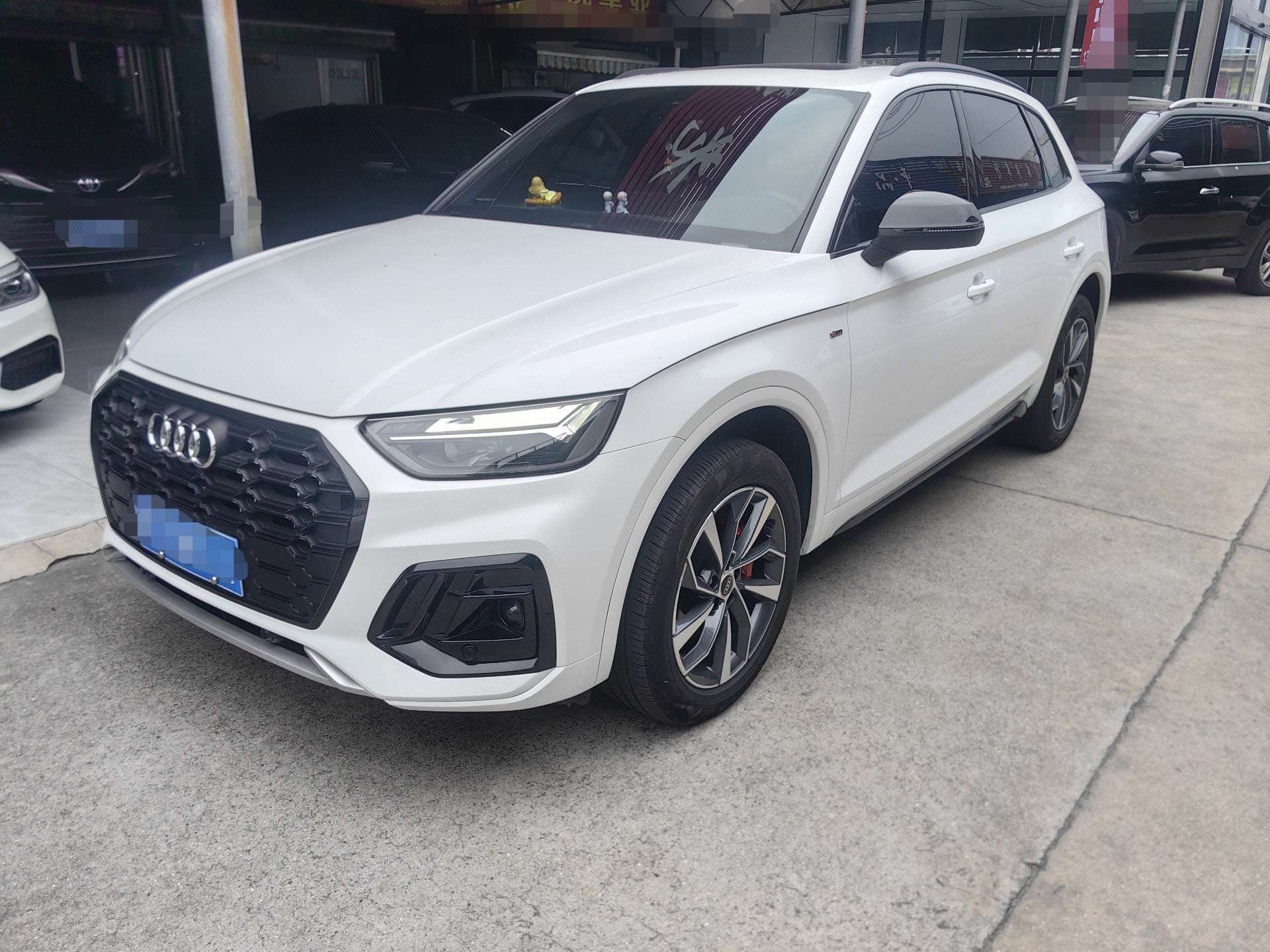 Audi 2025 Q5L 2.0TFSI 40TFSI Luxury Dynamic