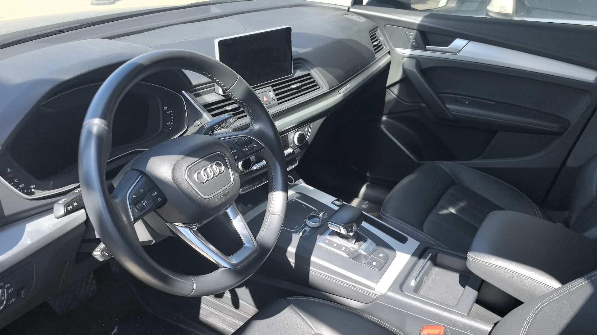 Audi 2020 Q5L 2.0TFSI 40TFSI Honor Fashion Facelift