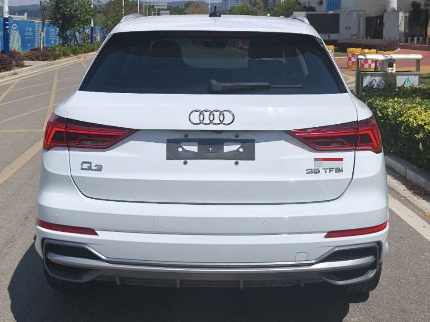 Audi 2021 Q3 1.4TFSI 35TFSI Fashion Elegant